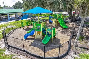 1330 Rhodes Ave, Sarasota, FL 34239 - Photo 24