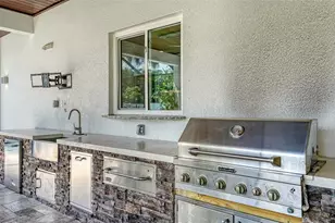 1583 Hansen St, Sarasota, FL 34231 - Photo 56