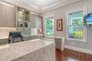 1583 Hansen St, Sarasota, FL 34231 - Photo 12