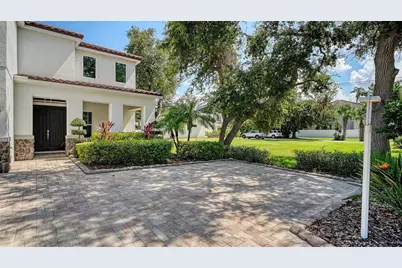 1583 Hansen Street, Sarasota, FL 34231 - Photo 6