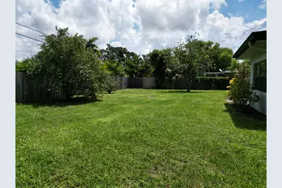 3013 Jennings Drive, Sarasota, FL 34239 - Photo 18