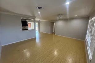 3013 Jennings Dr, Sarasota, FL 34239 - Photo 2