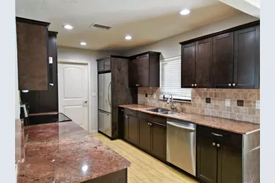 3013 Jennings Drive, Sarasota, FL 34239 - Photo 4