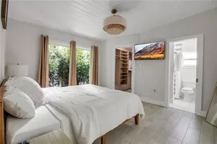 6979 Longboat Dr S, Longboat Key, FL 34228 - Photo 14