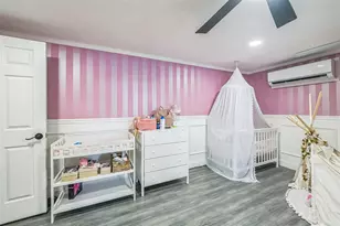 5108 Medalist Rd, Sarasota, FL 34243 - Photo 10