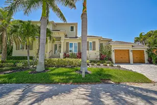 830 Tarawitt Dr, Longboat Key, FL 34228 - Photo 2