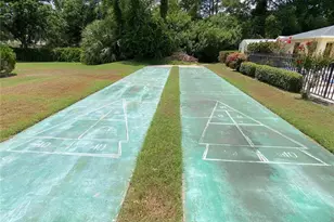 7041 W Country Club Dr N, Sarasota, FL 34243 - Photo 28