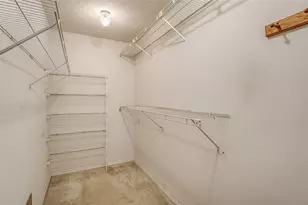 5879 Ravenwood Dr, Sarasota, FL 34243 - Photo 28