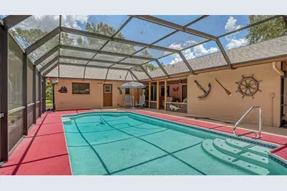 5879 Ravenwood Drive, Sarasota, FL 34243 - Photo 42