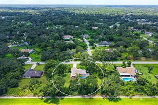 5879 Ravenwood Dr, Sarasota, FL 34243 - Photo 6