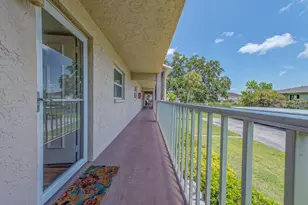 3987 Maceachen Blvd, Sarasota, FL 34233 - Photo 4