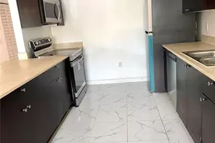 13300 Walsingham Rd, Largo, FL 33774 - Photo 6