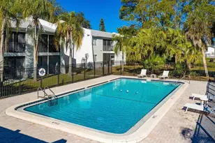 13300 Walsingham Rd, Largo, FL 33774 - Photo 12