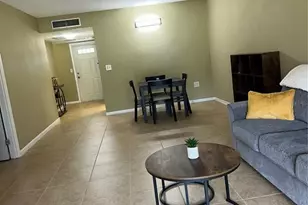 7351 W Country Club Dr N, Sarasota, FL 34243 - Photo 10