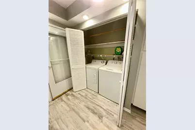 7351 W Country Club Drive N #103, Sarasota, FL 34243 - Photo 6