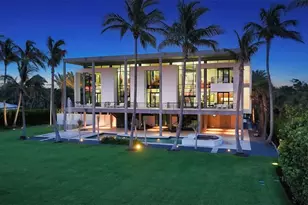 8250 Sanderling Rd, Sarasota, FL 34242 - Photo 6