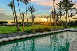 8250 Sanderling Rd, Sarasota, FL 34242 - Photo 4