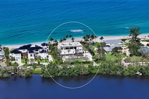 8250 Sanderling Rd, Sarasota, FL 34242 - Photo 6