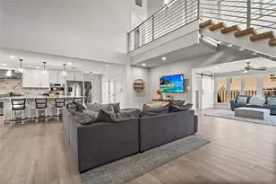 430 Island Cir, Sarasota, FL 34242 - Photo 24