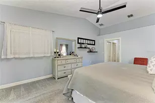 8416 Palm Lakes Ct, Sarasota, FL 34243 - Photo 32