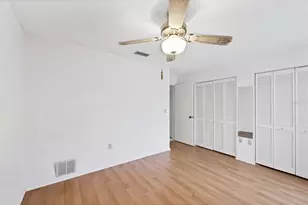 3909 Center Gate Cir, Sarasota, FL 34233 - Photo 30