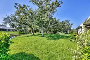 3909 Center Gate Cir, Sarasota, FL 34233 - Photo 38