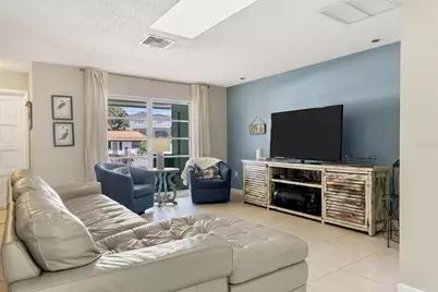 735 Birdsong Lane, Sarasota, FL 34242 - Photo 6