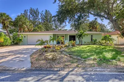 735 Birdsong Lane, Sarasota, FL 34242 - Photo 2