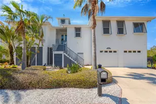 511 Seaview Dr, Tarpon Springs, FL 34689 - Photo 2