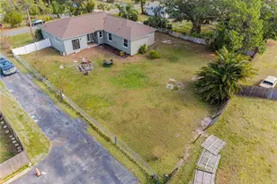 2408 51st Blvd E, Bradenton, FL 34208 - Photo 40