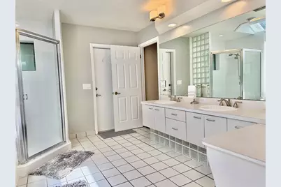 8421 SW 23rd Place, Gainesville, FL 32607 - Photo 22