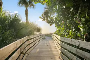 460 Briarwood Rd, Venice, FL 34293 - Photo 32