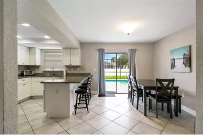 7036 13th Street E, Sarasota, FL 34243 - Photo 18