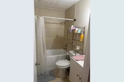 528 Briarwood Road, Venice, FL 34293 - Photo 6