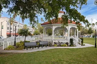 528 Briarwood Rd, Venice, FL 34293 - Photo 42