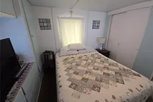 707 49th Ave Dr W, Bradenton, FL 34207 - Photo 12