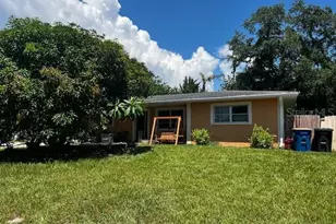 1507 Carlos Ave, Clearwater, FL 33755 - Photo 2