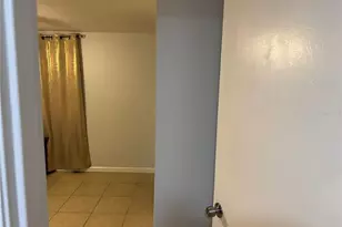 544 Briarwood Rd, Venice, FL 34293 - Photo 6