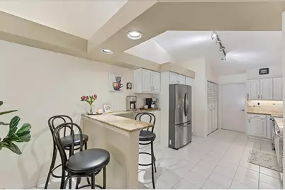 5323 Kelly Drive #3, Sarasota, FL 34233 - Photo 18