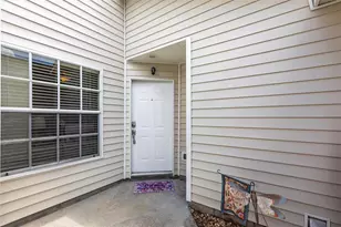 21508 Woodstork Ln, Lutz, FL 33549 - Photo 2