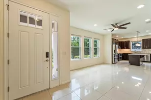 11934 Meadowgate Pl, Lakewood Ranch, FL 34211 - Photo 4