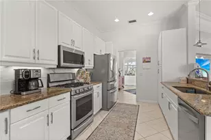 4715 Halyard Dr, Bradenton, FL 34208 - Photo 16