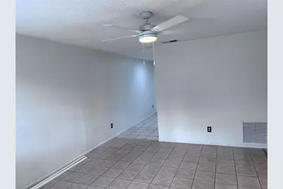 1120 36th Street W #A, Bradenton, FL 34205 - Photo 2