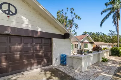 4007 Hudson Lane, Tampa, FL 33618 - Photo 44