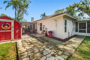 4007 Hudson Ln, Tampa, FL 33618 - Photo 58