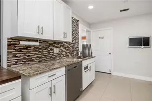 4007 Hudson Ln, Tampa, FL 33618 - Photo 28