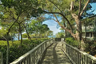 1627 Brookhouse Dr, Sarasota, FL 34231 - Photo 24