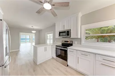 893 N Shore Drive, Anna Maria, FL 34216 - Photo 18