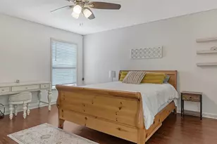 86 Arbor Oaks Dr, Sarasota, FL 34232 - Photo 30