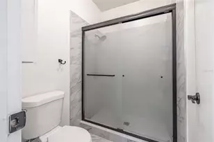 10020 Strafford Oak Ct, Tampa, FL 33624 - Photo 18